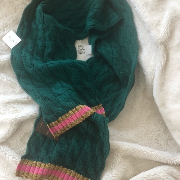 Gucci scarf NWT hat available! - Picture 6 of 12